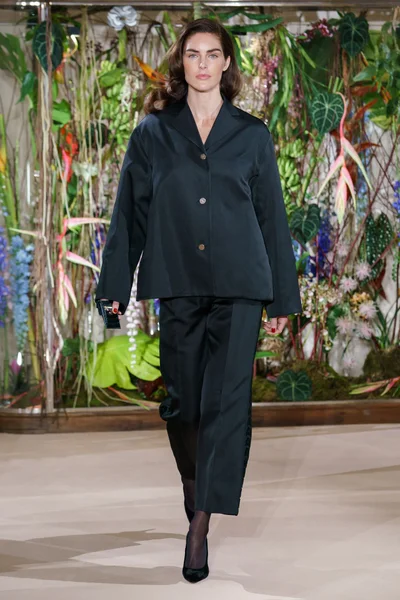 Look 56